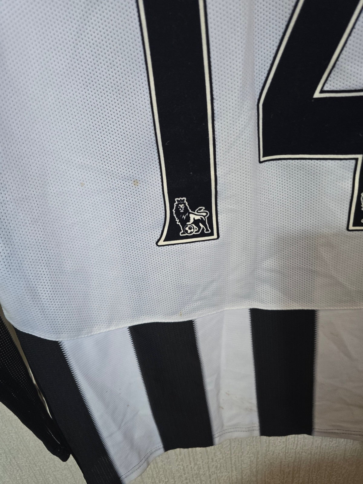 Newcastle United 2010/11 James Perch match worn home shirt