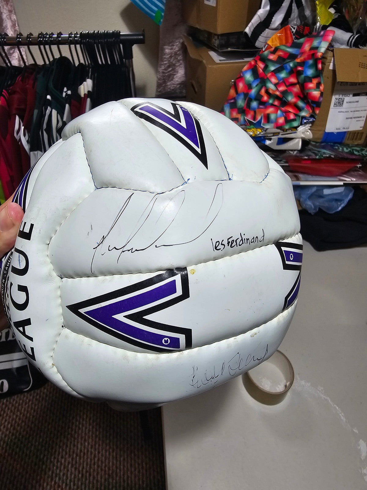 Newcastle United squad signed ball 1995/96