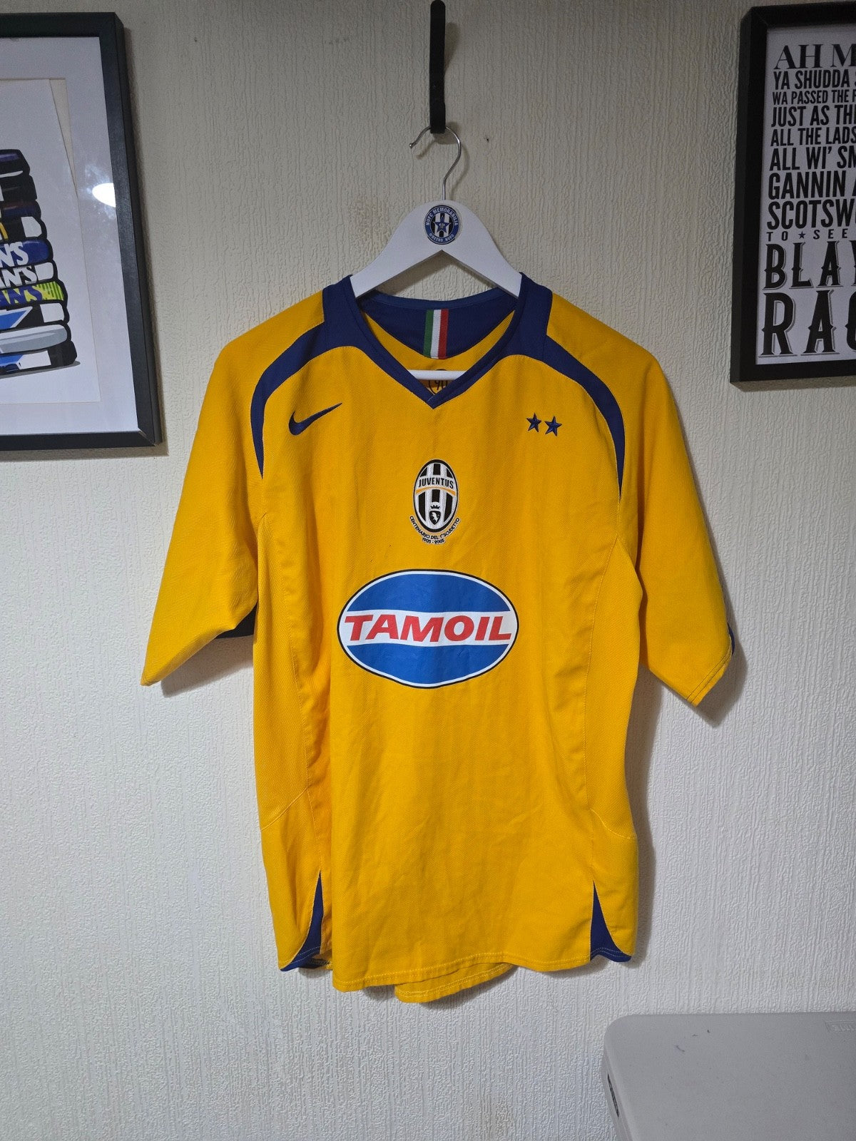 Juventus 2005/06 Nike Third Shirt - Medium