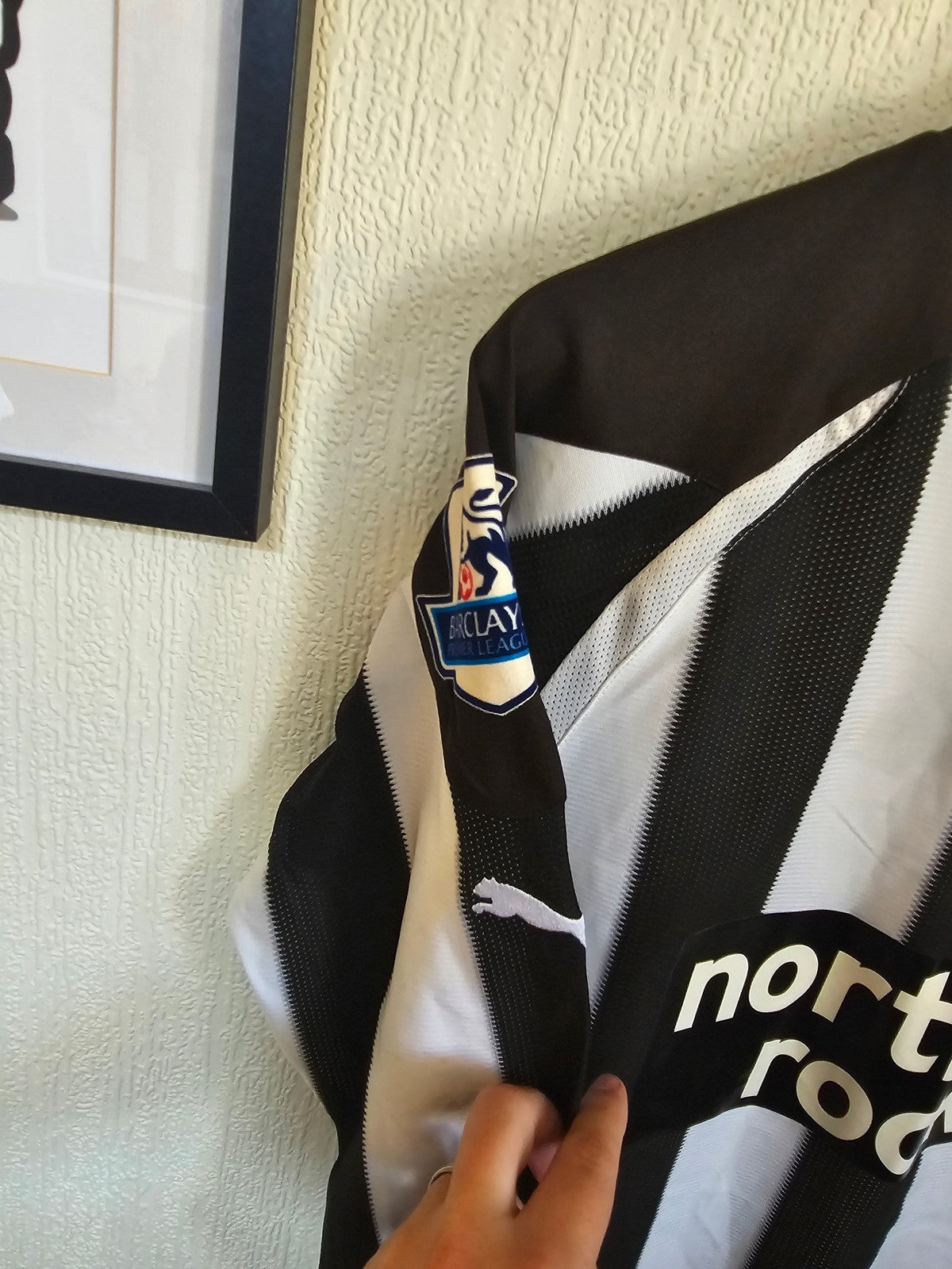 Newcastle United 2010/11 James Perch match worn home shirt