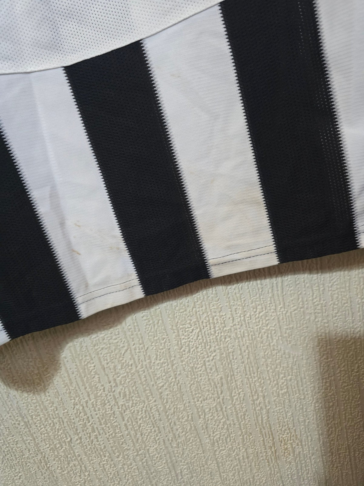 Newcastle United 2010/11 James Perch match worn home shirt