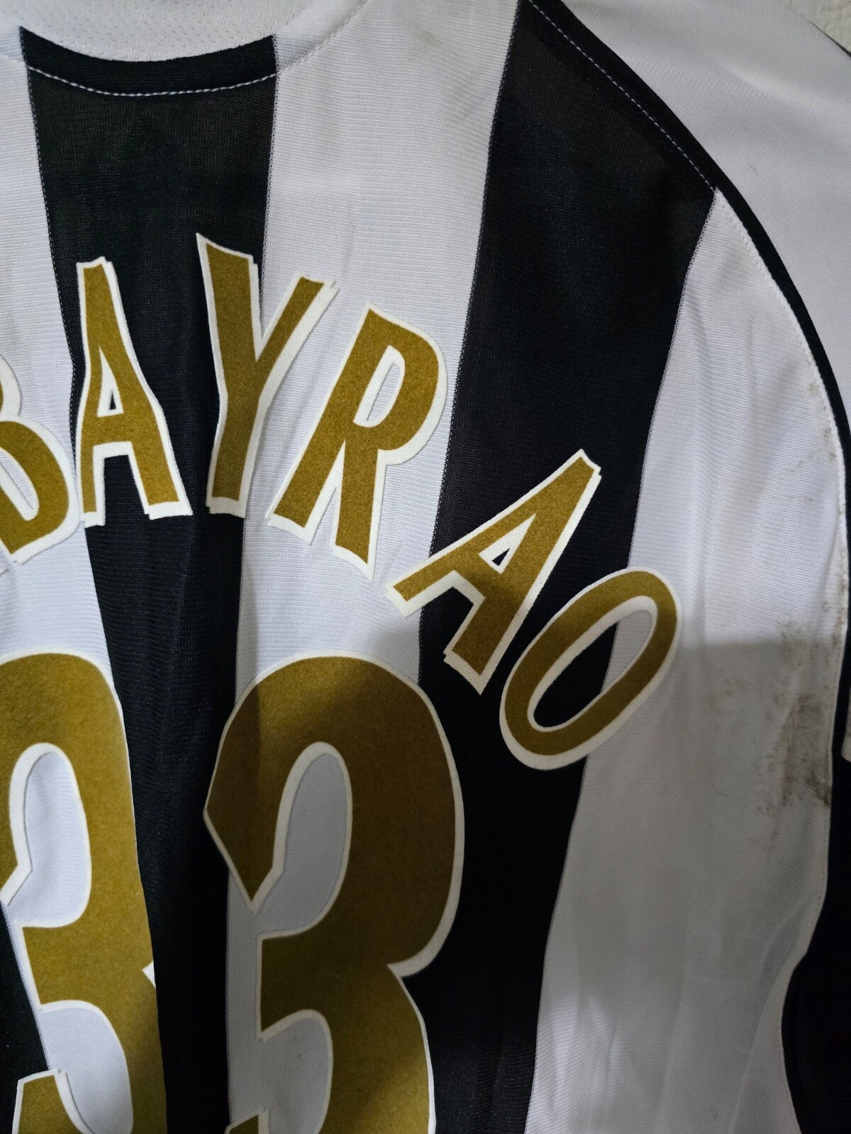 Newcastle United 2005/06 Matchworn home shirt #33 BABAYARO v Mansfield FA cup