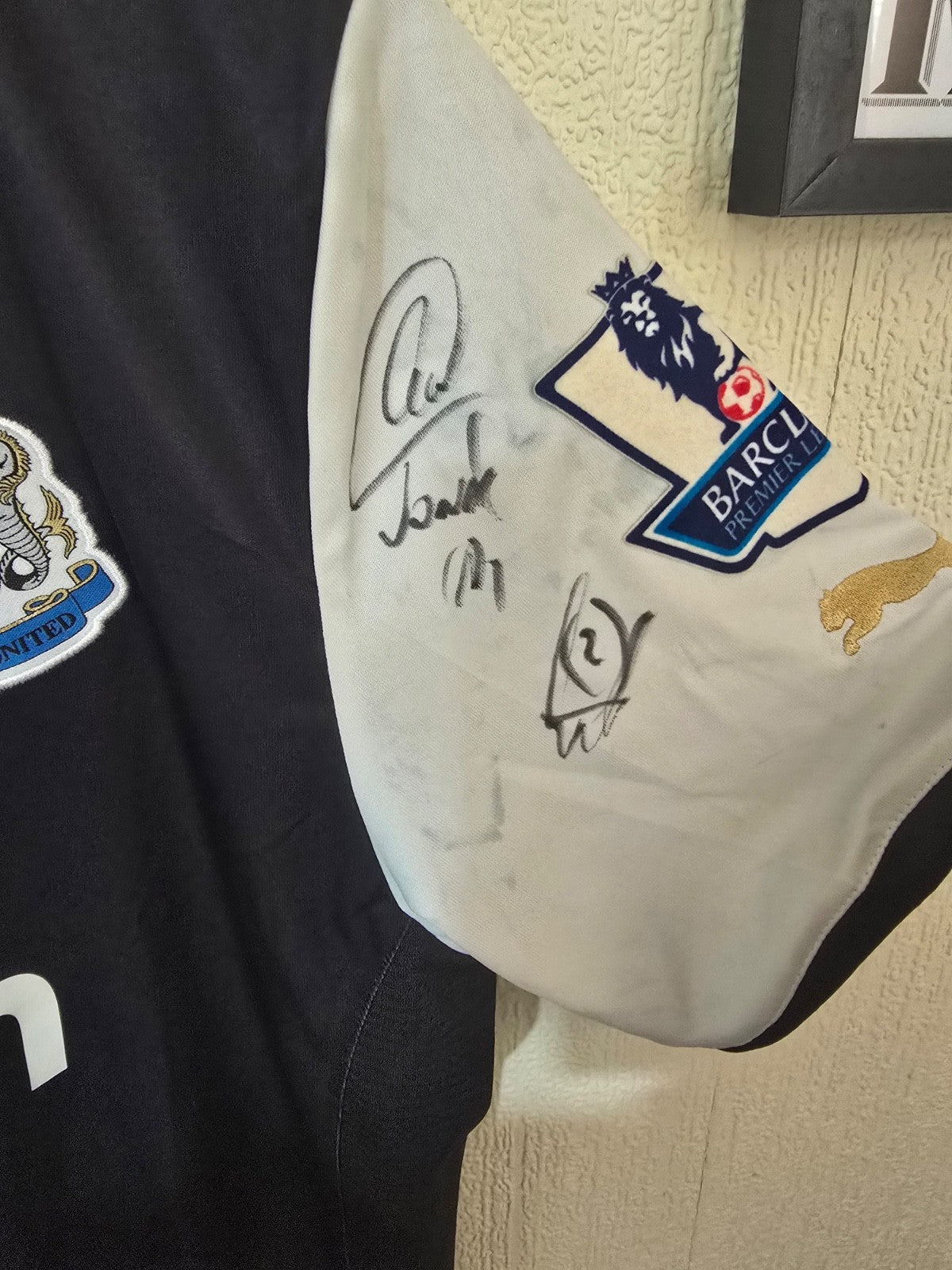 Newcastle United 2011/12 #25 LUALUA matchworn & Squad signed home shirt