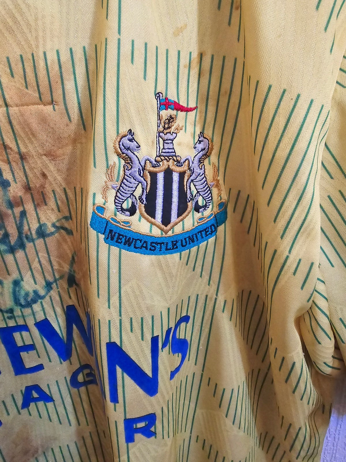 Newcastle United 1991/93 Lee Clark Matchworn away shirt