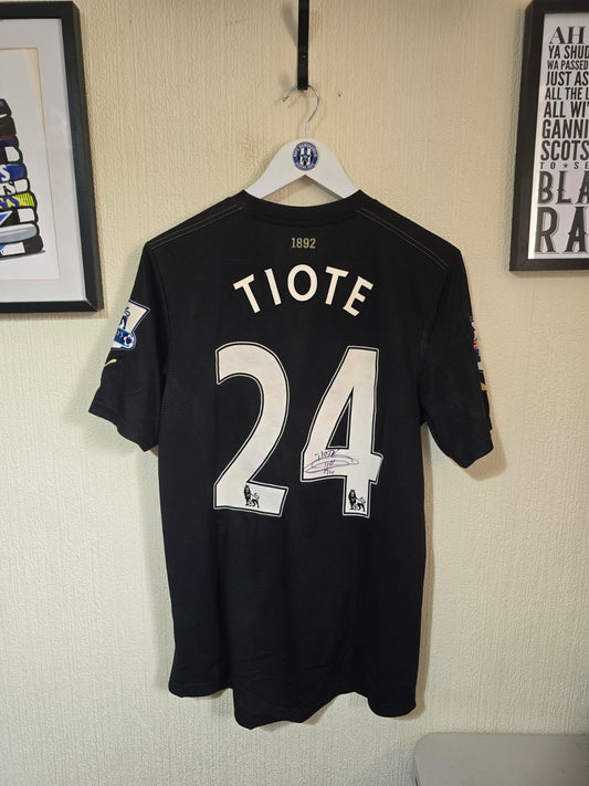 Newcastle United 2011/12 #24 TIOTE matchworn/signed away shirt