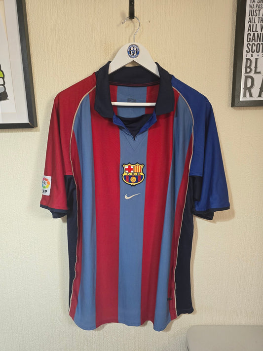 Barcelona 2001/02 Nike home shirt #9 KLUIVERT - Large