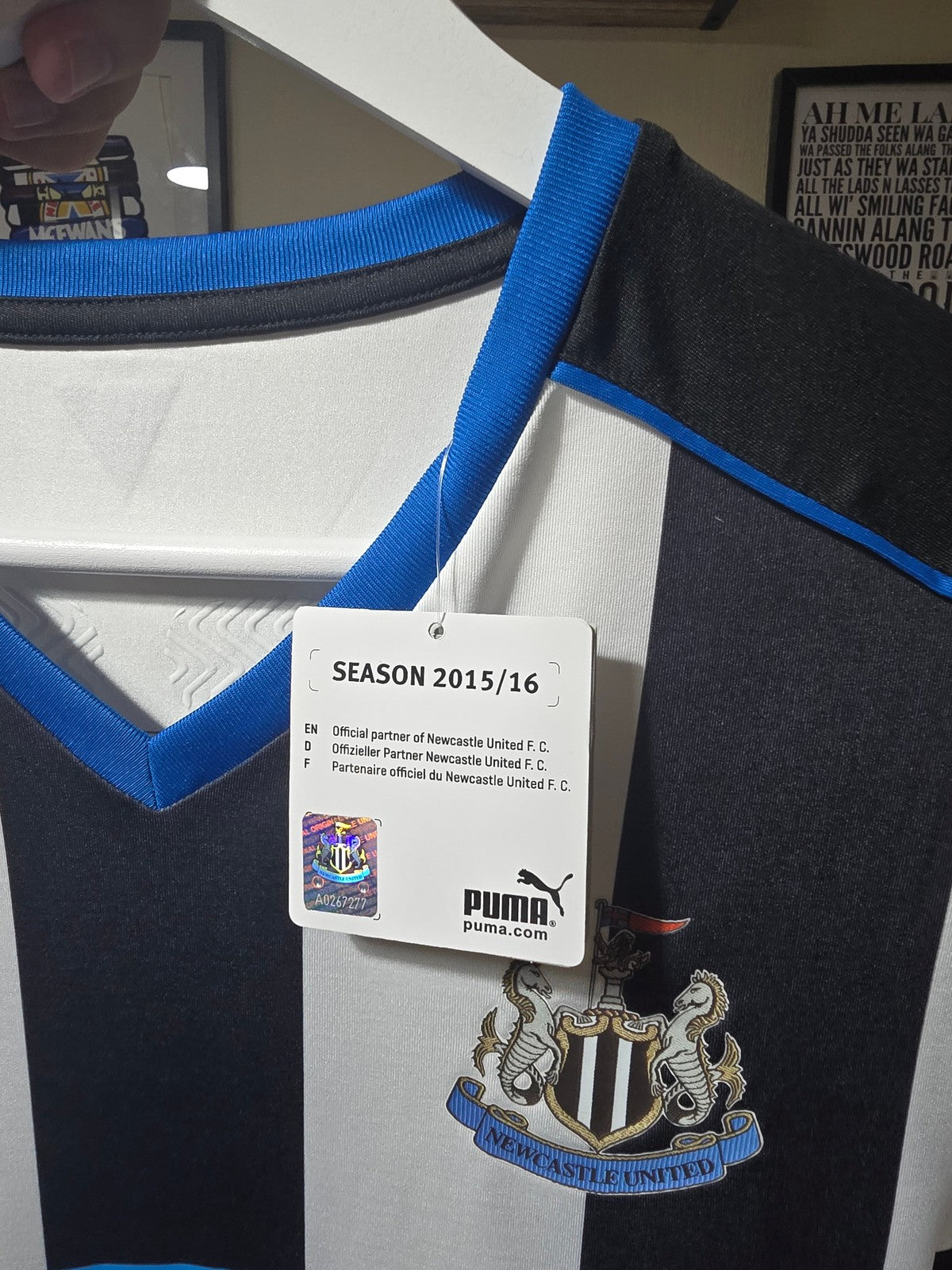 Newcastle United 2015/16 Long sleeved player version home shirt, BNWT - Large