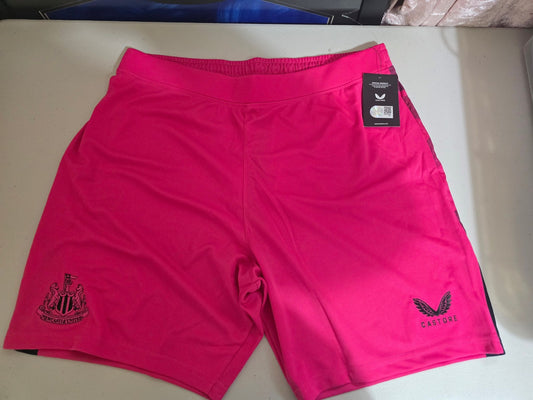 Newcastle United 2023/24 Keeper Shorts, BNWT - XXL