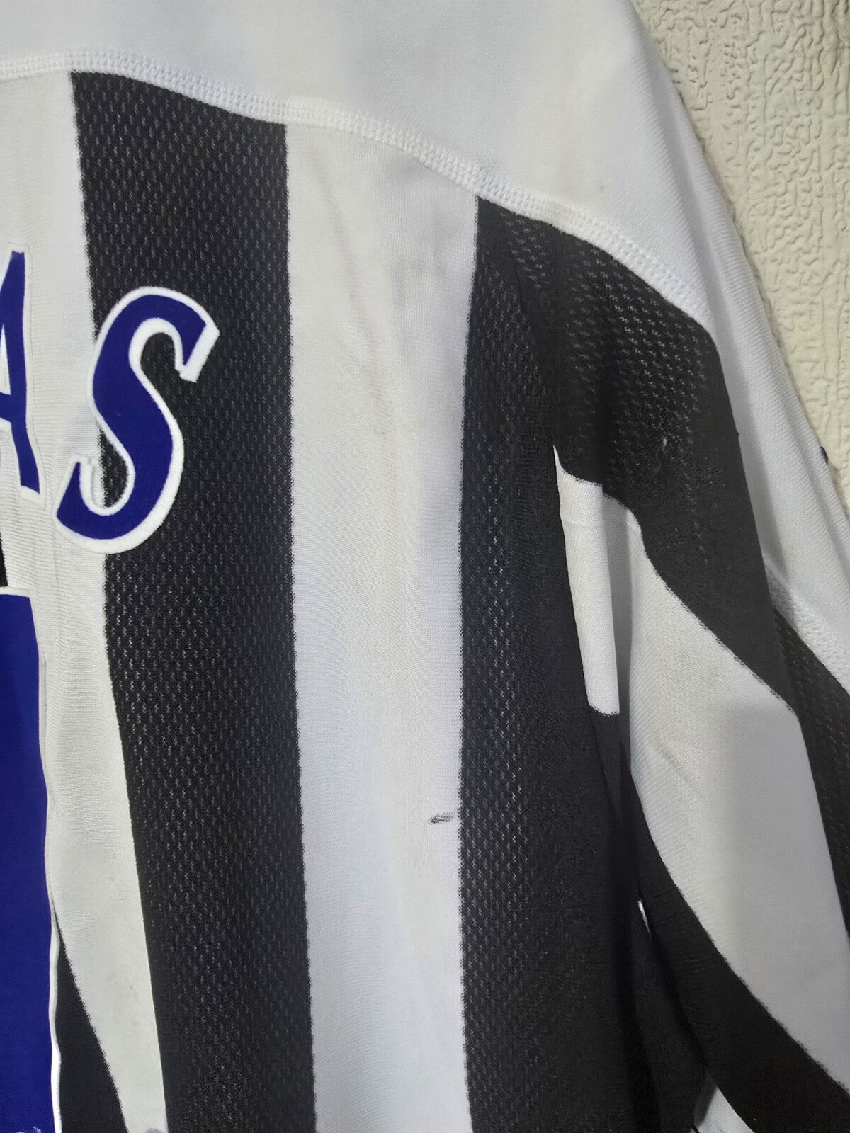 Newcastle United Jermaine Jenas Matchworn home shirt v Man city 2003 with COA