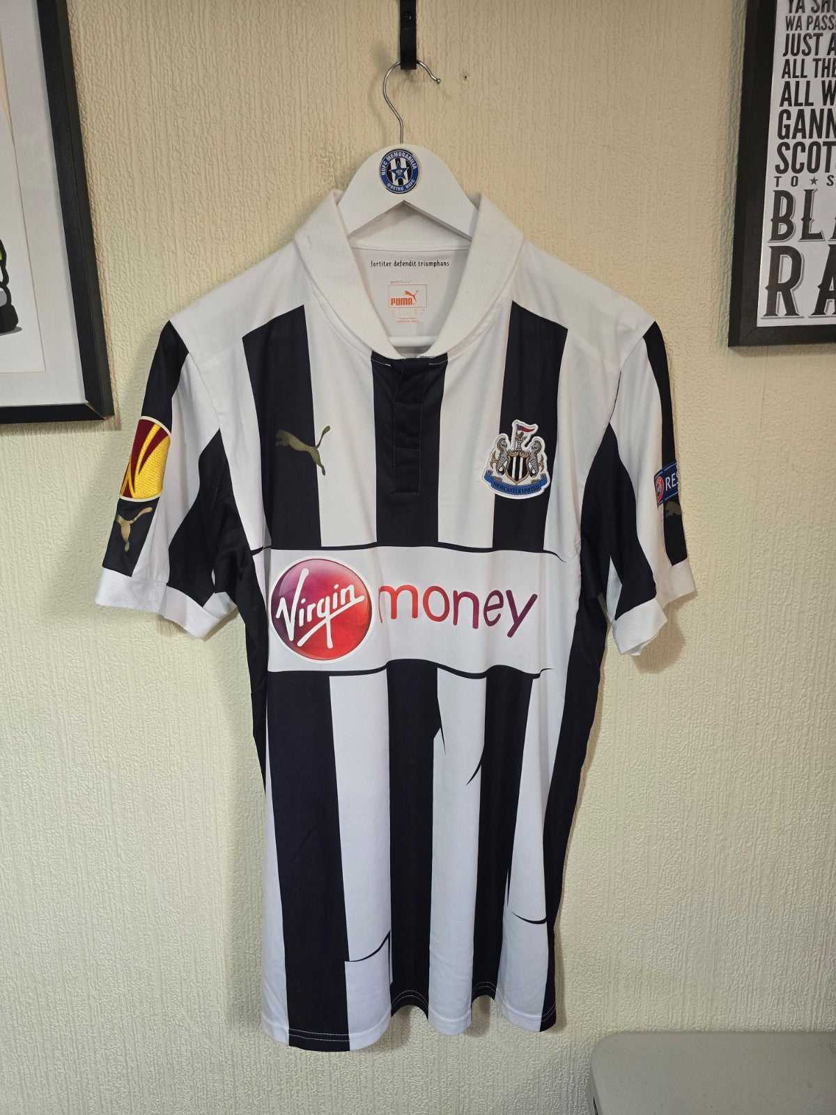 Newcastle United 2012/13 Davide Santon Matchworn/Signed Europa League home shirt