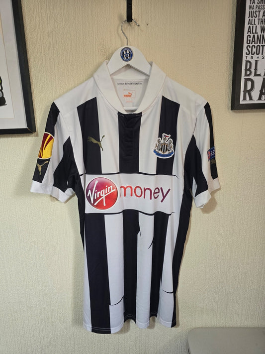 Newcastle United 2012/13 Davide Santon Matchworn/Signed Europa League home shirt