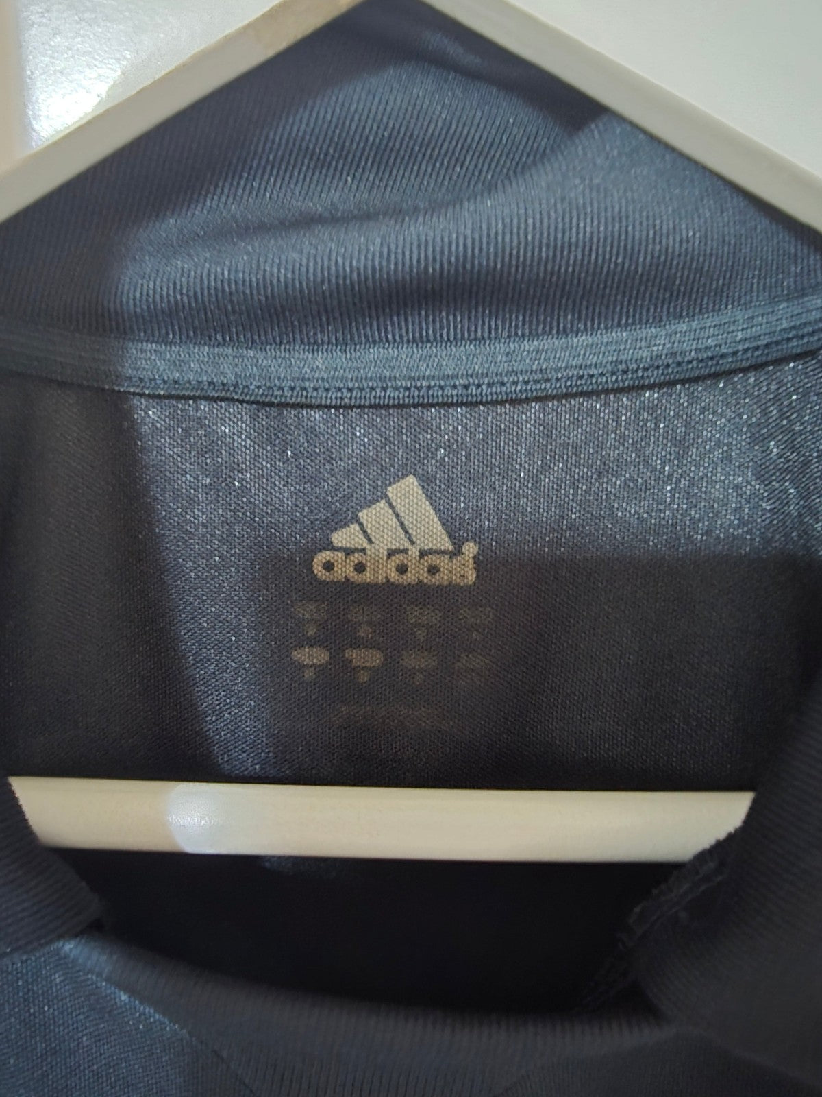 Real Madrid 2009/10 Adidas away shirt, #8 KAKA - Medium