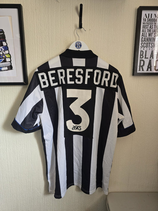 Newcastle United 1993/95 John Beresford Matchworn & Signed Home Shirt.