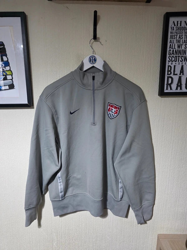 USA mens Nike 1/4 Zip sweatshirt Medium