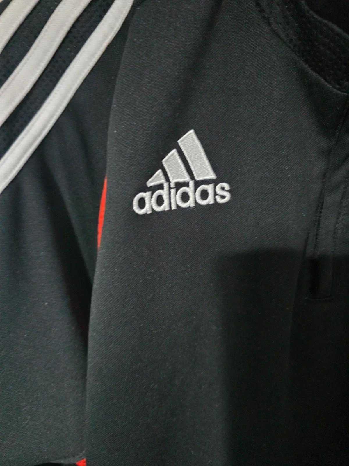 DC United 2006 Adidas 1/4 zip sweatshirt, Large