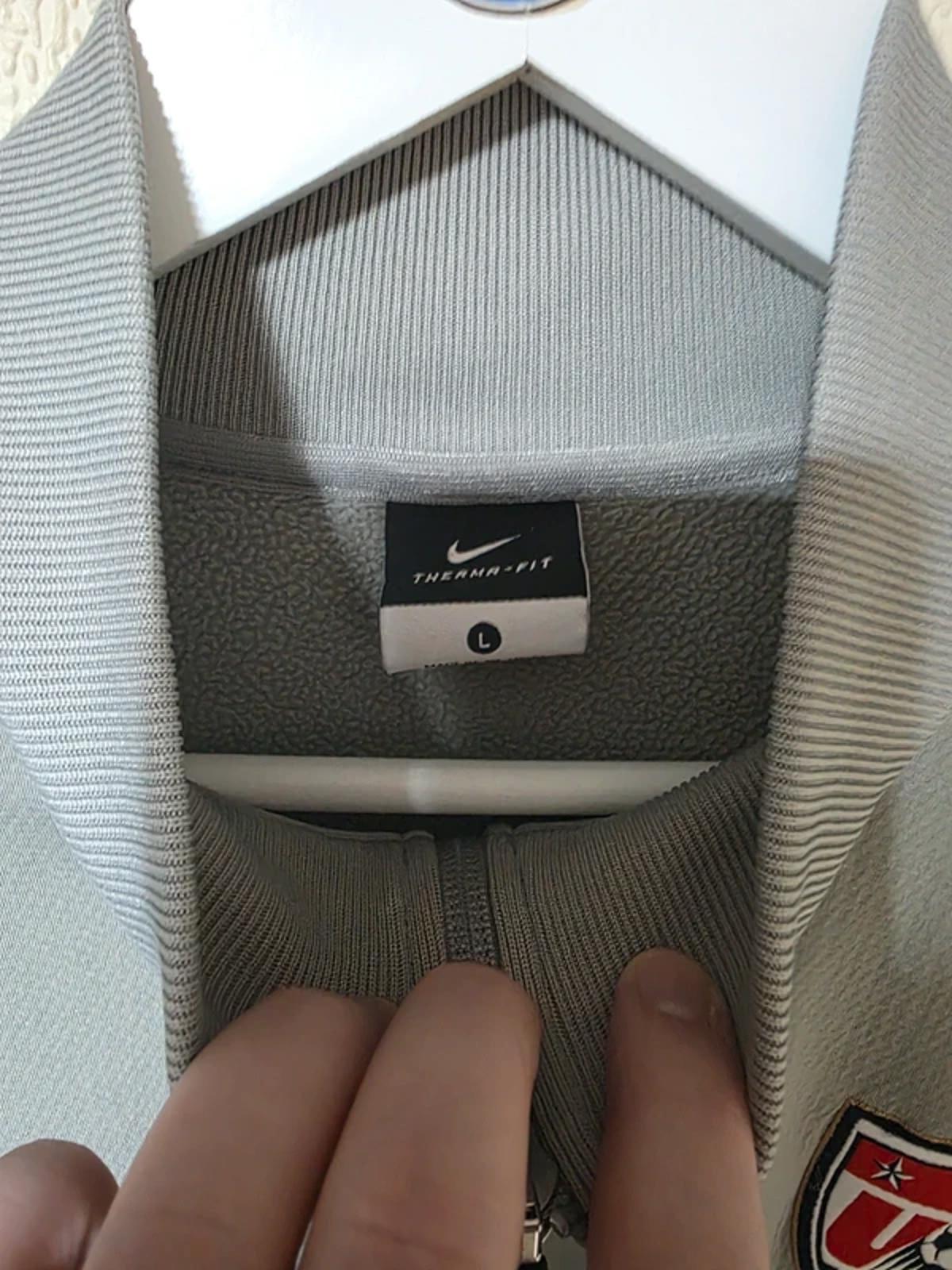 USA 1/4 zip 2000s Nike Sweatshirt - Large