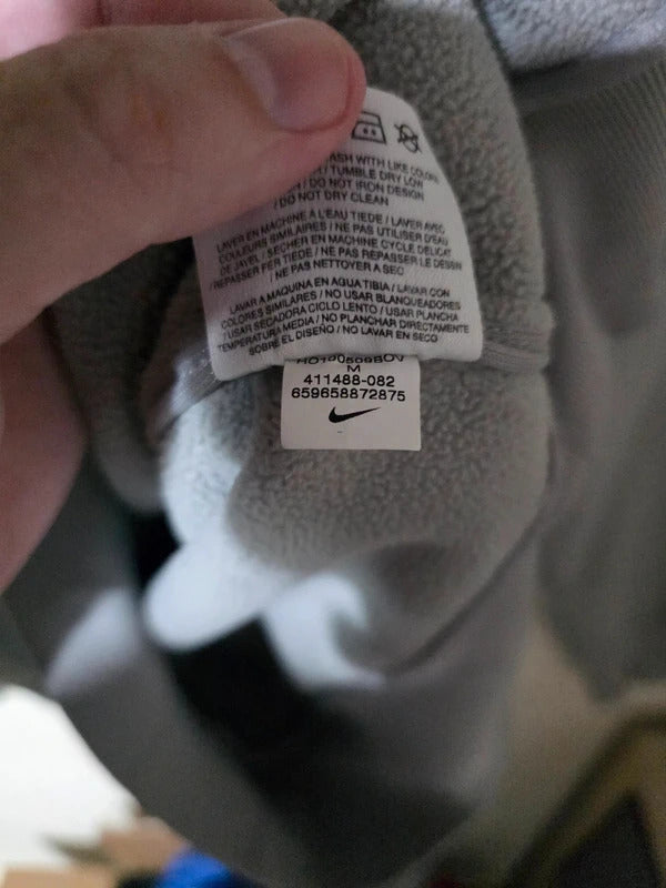 USA mens Nike 1/4 Zip sweatshirt Medium