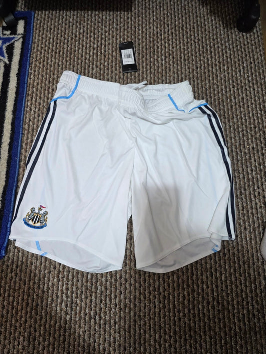 Newcastle United 2009/10 Adidas Keeper shorts, BNWT - XXL