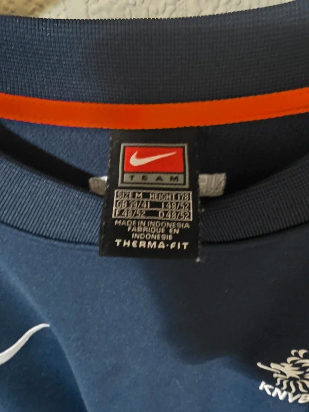 Holland Netherlands 2000s Nike Sweatshirt, T90. Medium