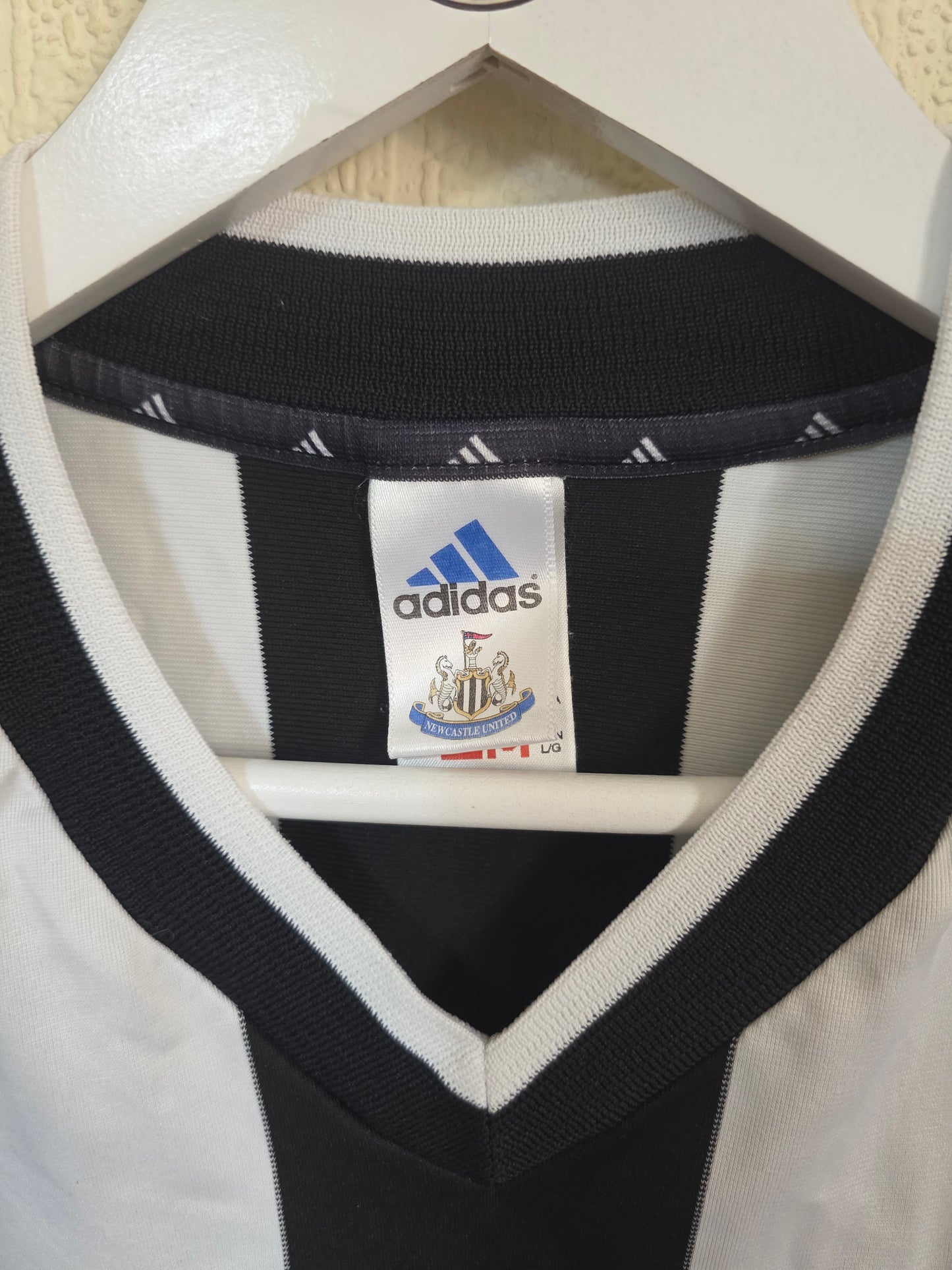 Newcastle United 2001/03 Adidas home shirt - Large