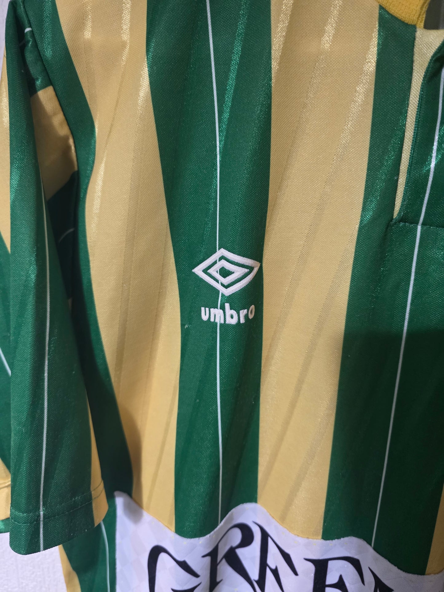 Newcastle United 1988/90 Umbro Away Shirt