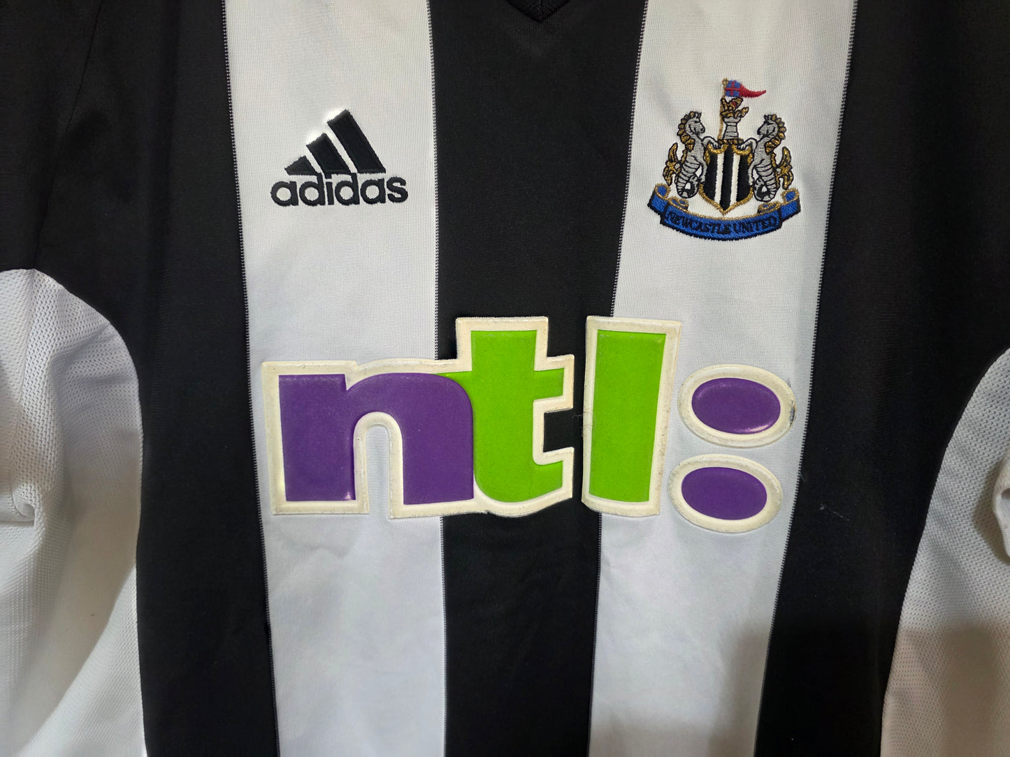 Newcastle United 2001/03 Adidas home shirt - Large