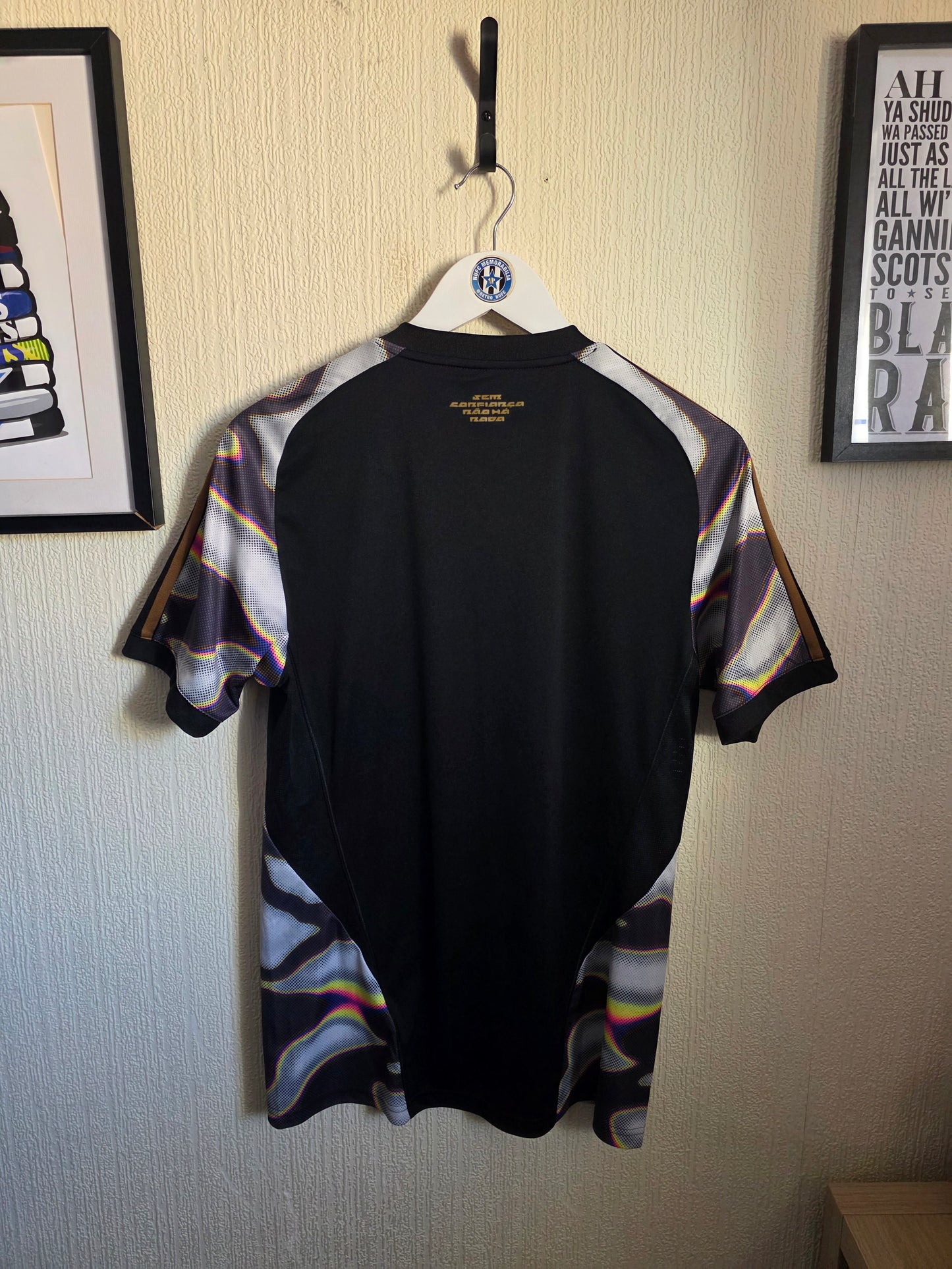 Newcastle United 2024/25 Adidas Pride Shirt - Small