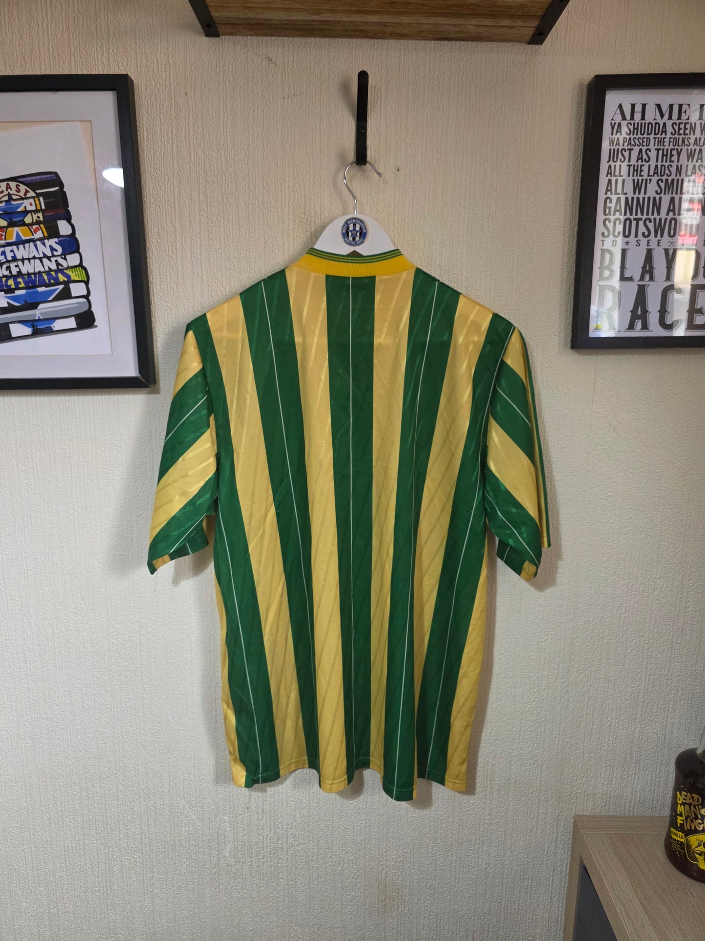 Newcastle United 1988/90 Umbro away shirt - Large