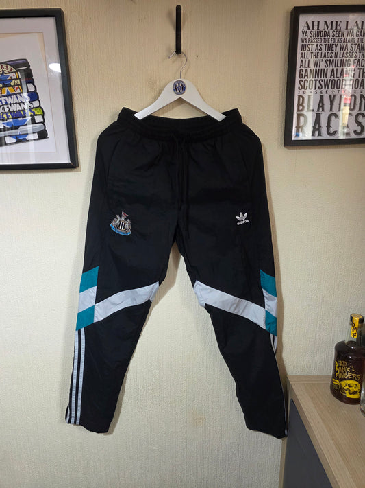 Newcastle United 2024/25 Adidas retro range tracksuit bottoms - Small