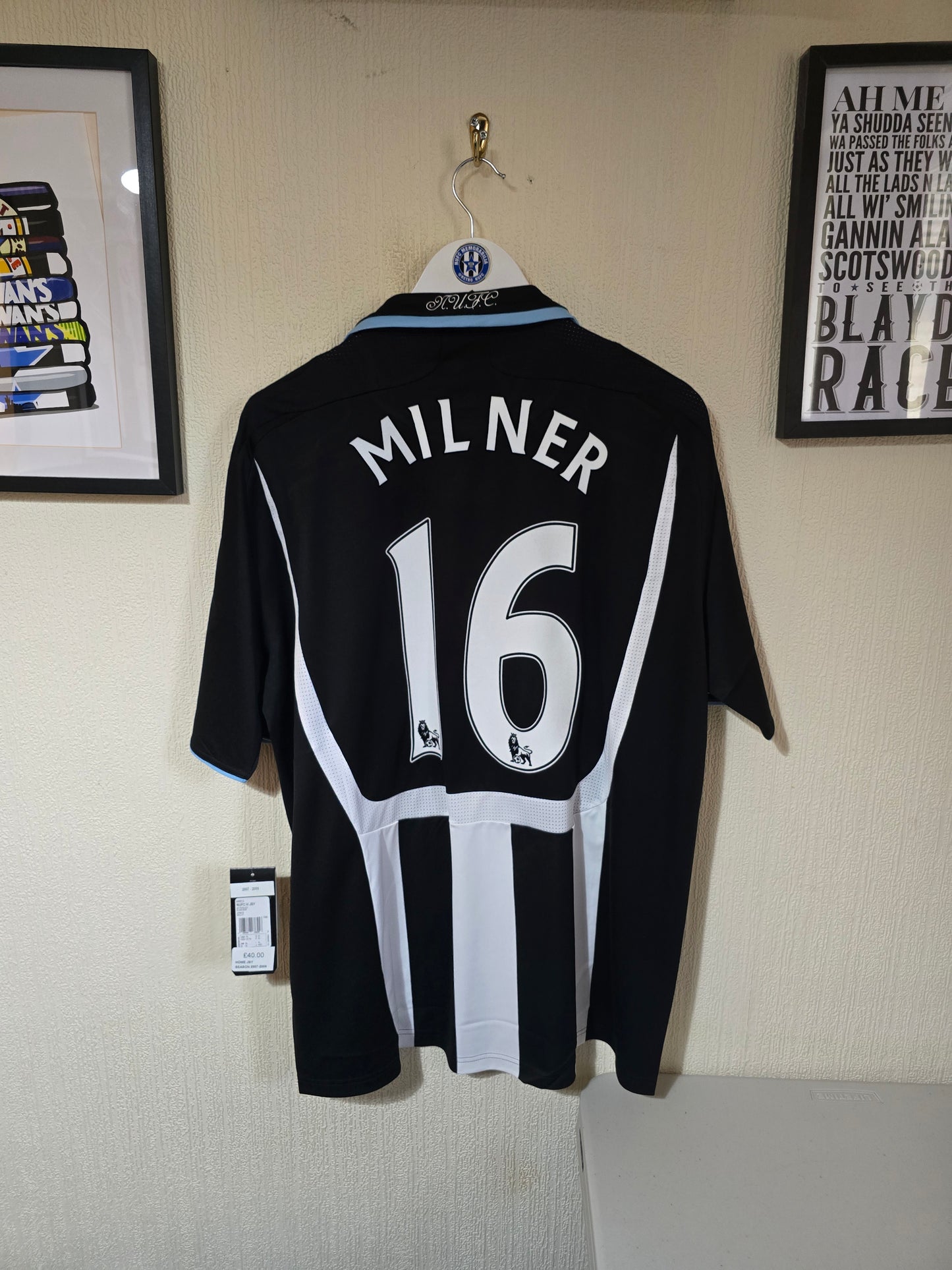 Newcastle United 2007/09 Home shirt, BNWT, #16 MILNER - XL