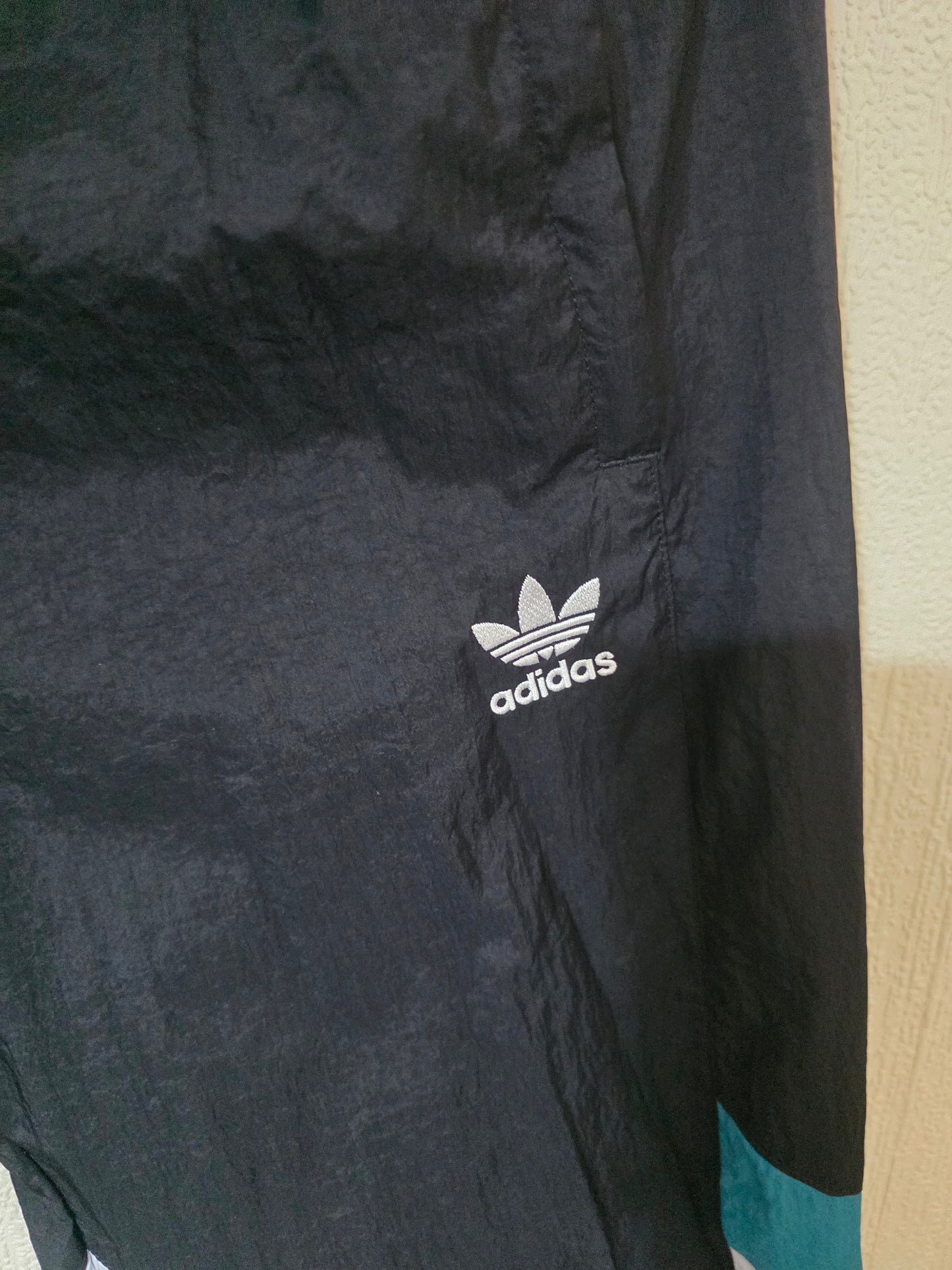 Newcastle United 2024/25 Adidas retro range tracksuit bottoms - Small