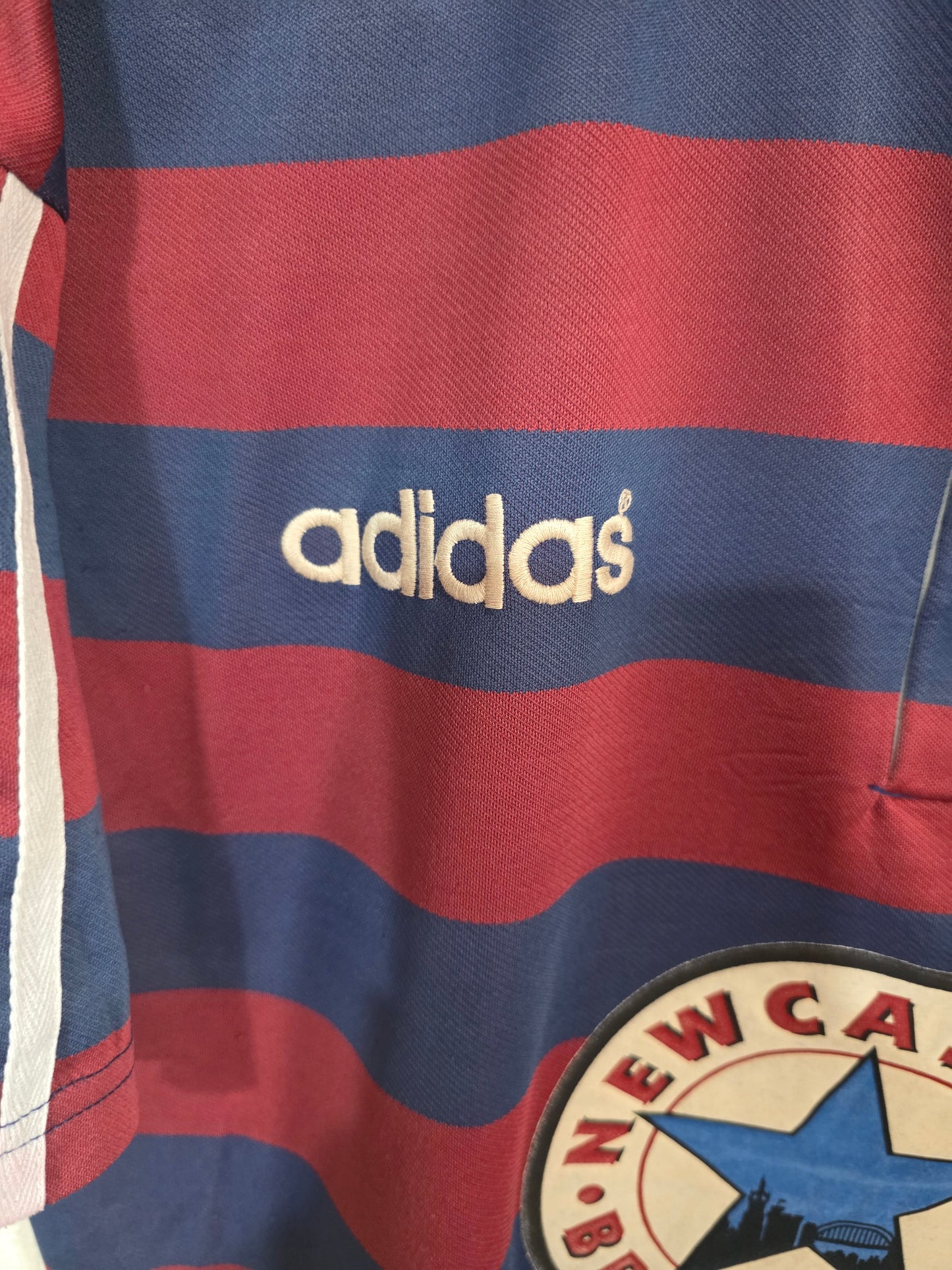 Newcastle United 1995/96 Adidas away shirt #8 BEARDSLEY - Medium
