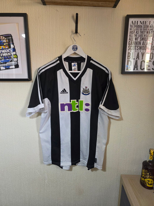 Newcastle United 2001/03 Adidas home shirt - Large