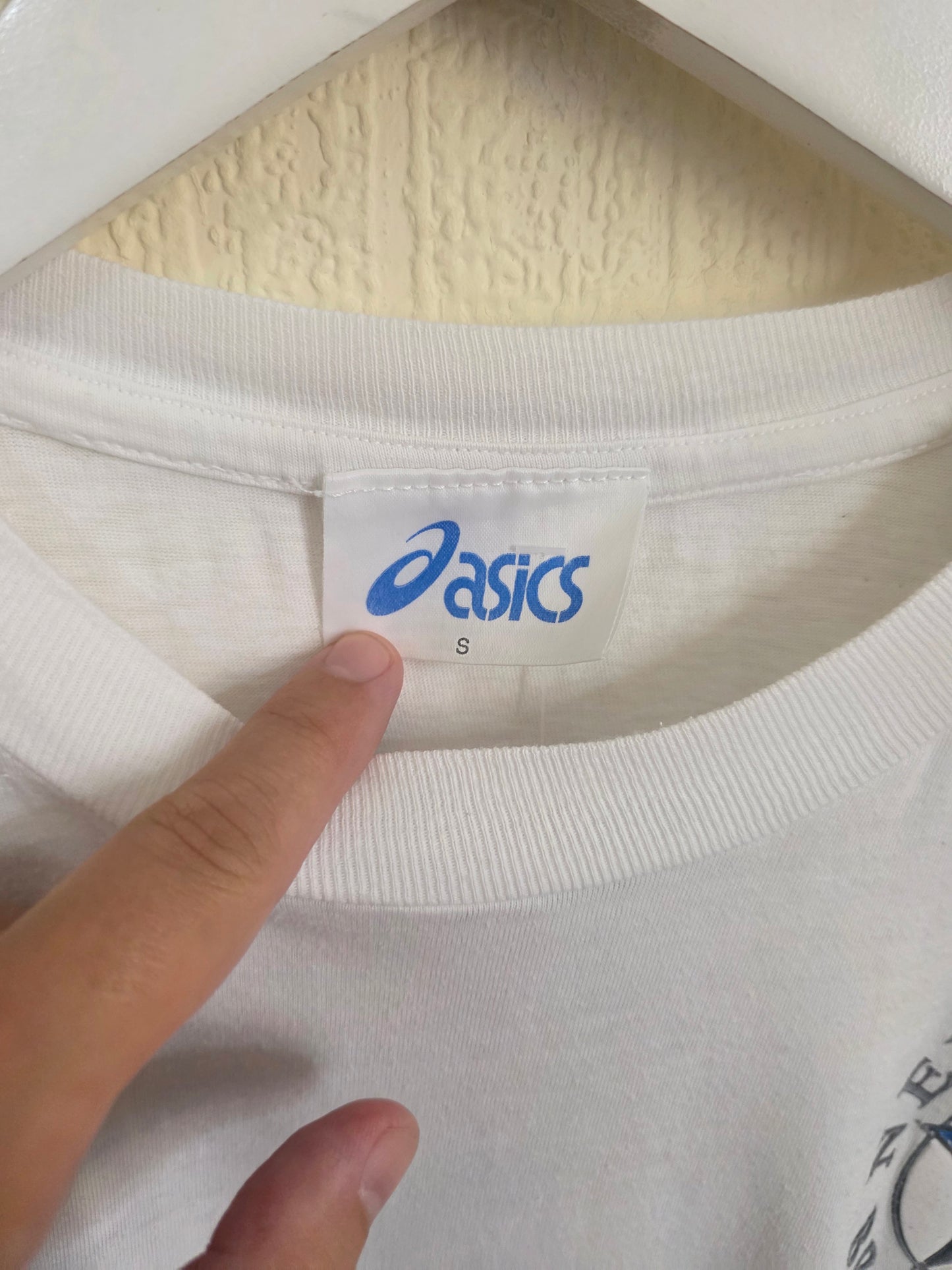 Newcastle United 1993/95 Asics training shirt - Small