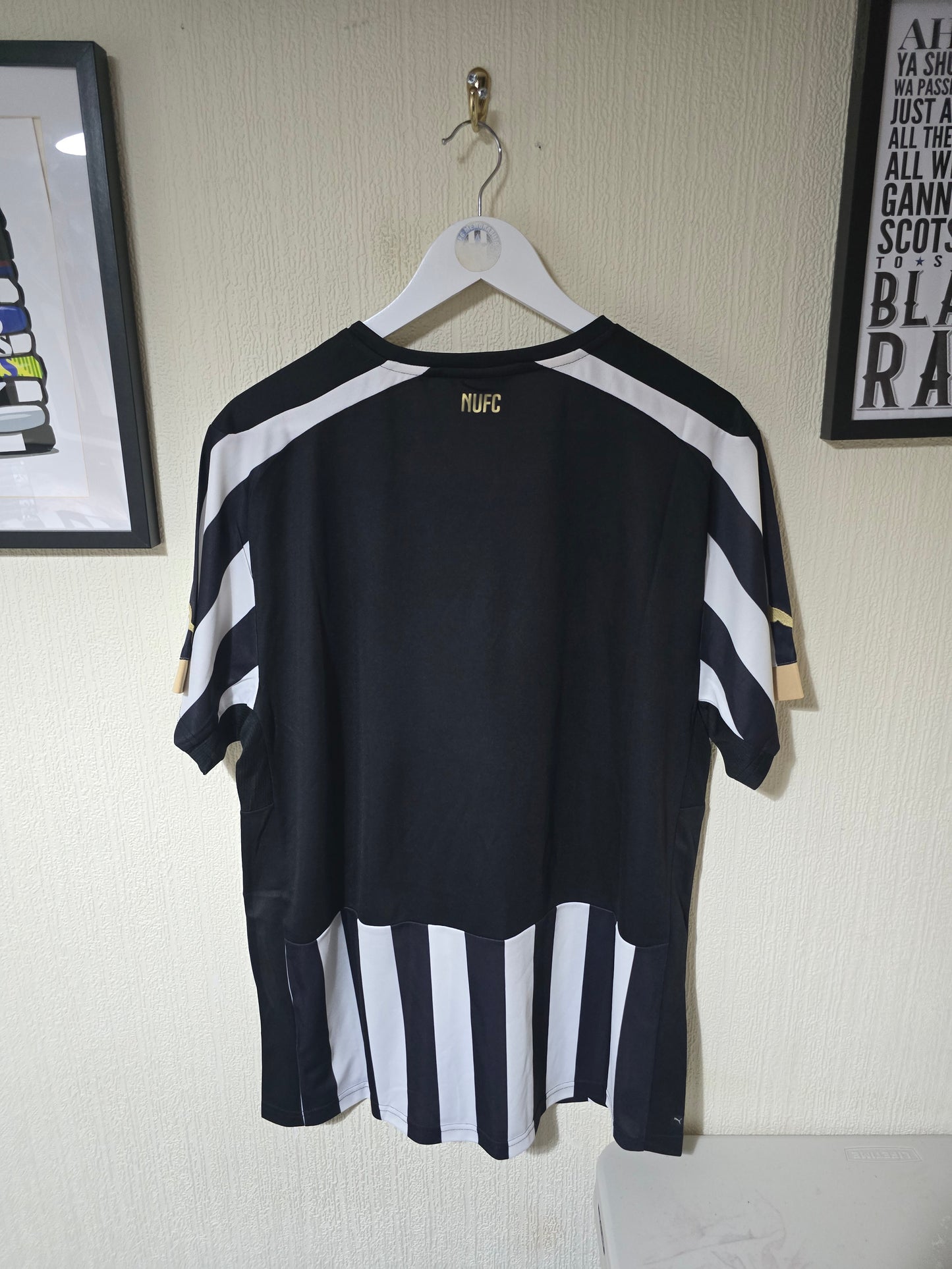 Newcastle United 2014/15 Home shirt, BNWT - Large