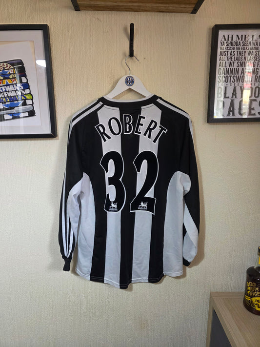Newcastle United 2001/03 Adidas L/S home shirt #32 ROBERT - Medium