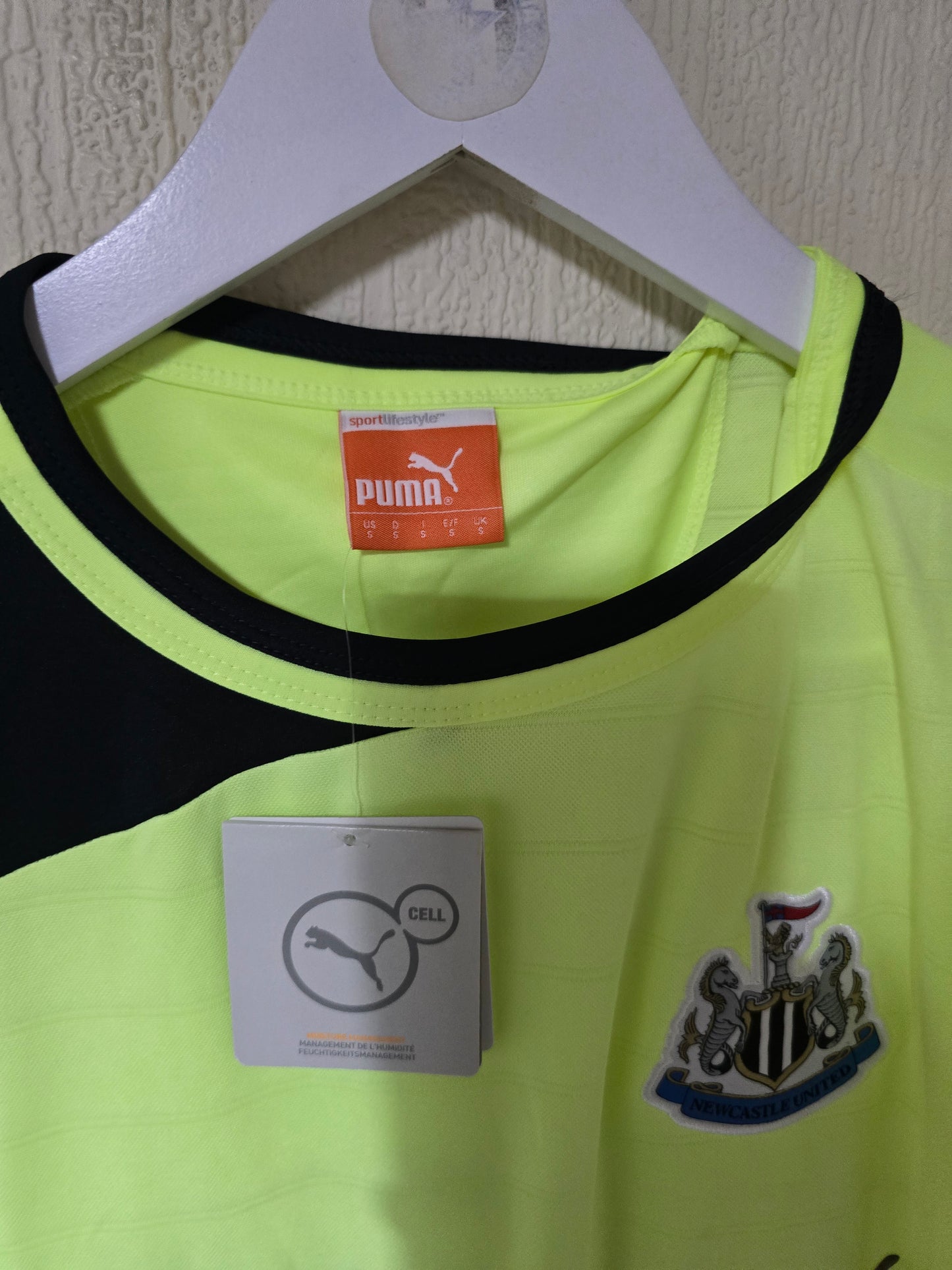 Newcastle United 2012/13 third shirt, BNWT #9 CISSE - Small