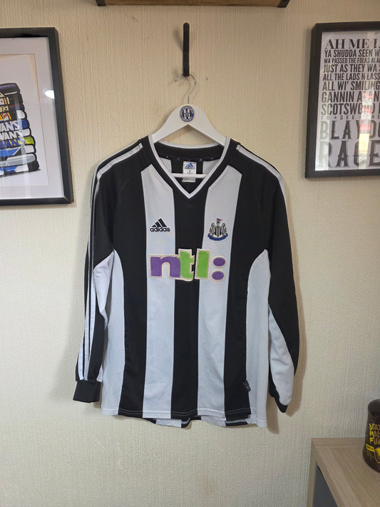 Newcastle United 2001/03 Adidas L/S home shirt #32 ROBERT - Medium
