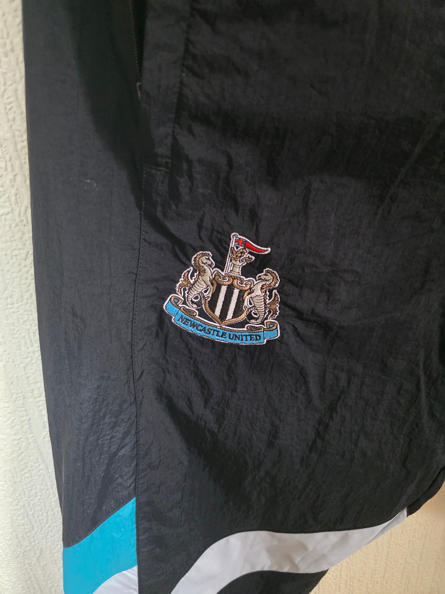 Newcastle United 2024/25 Adidas retro range tracksuit bottoms - Small