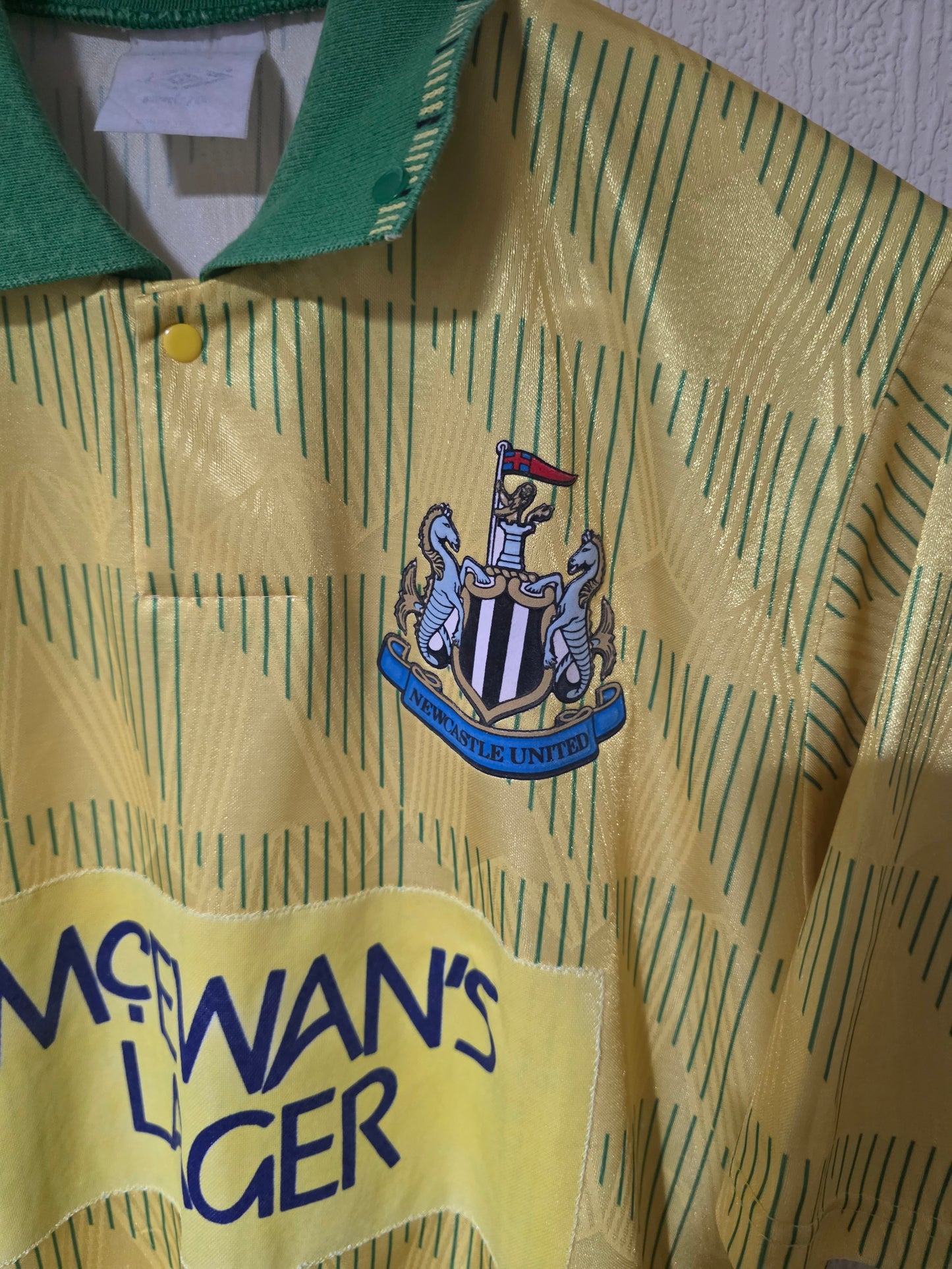 Newcastle United 1990/93 Umbro Away Shirt