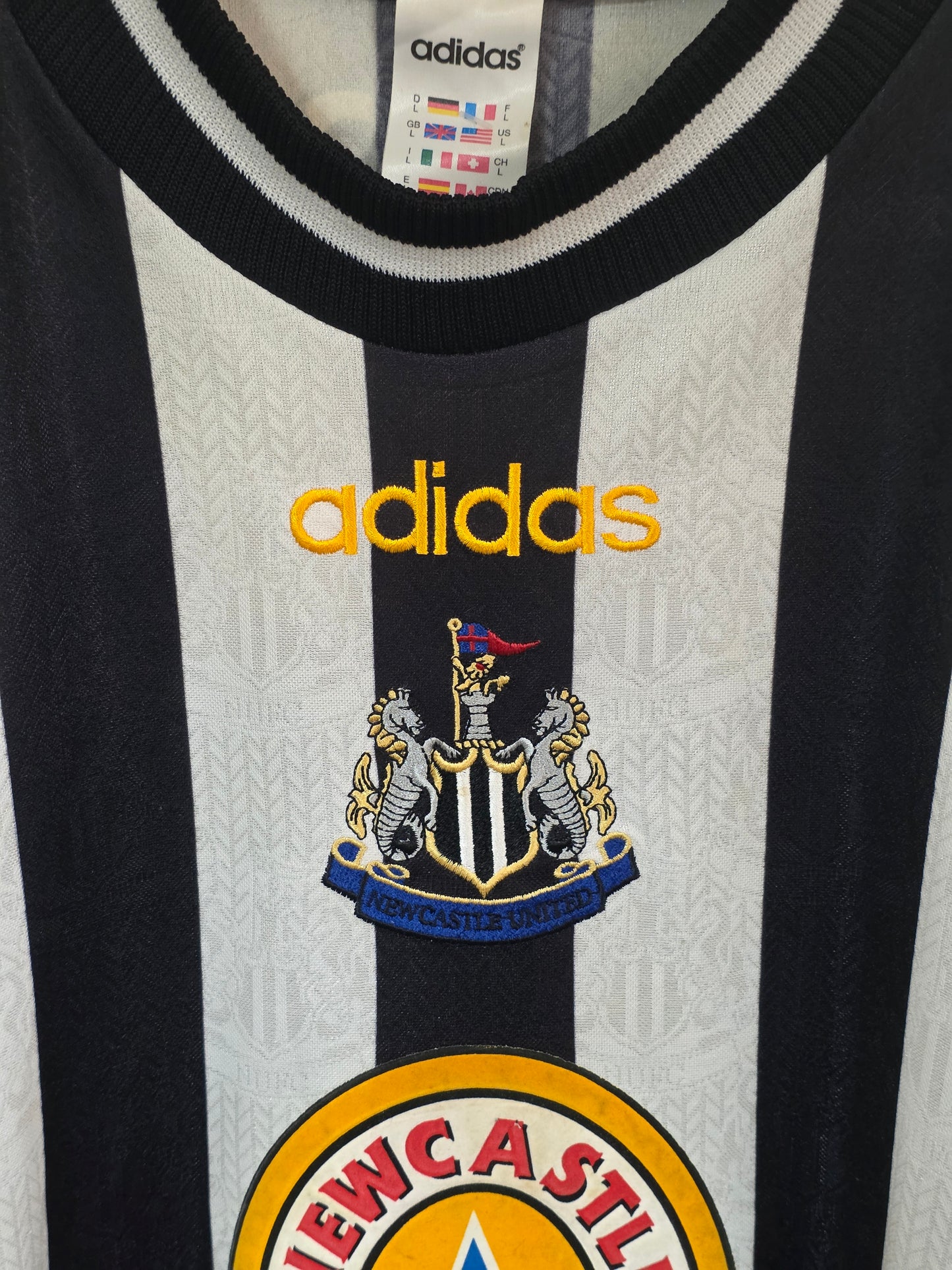 Newcastle United 1997/99 Adidas home shirt #16 THOMASSON - Large