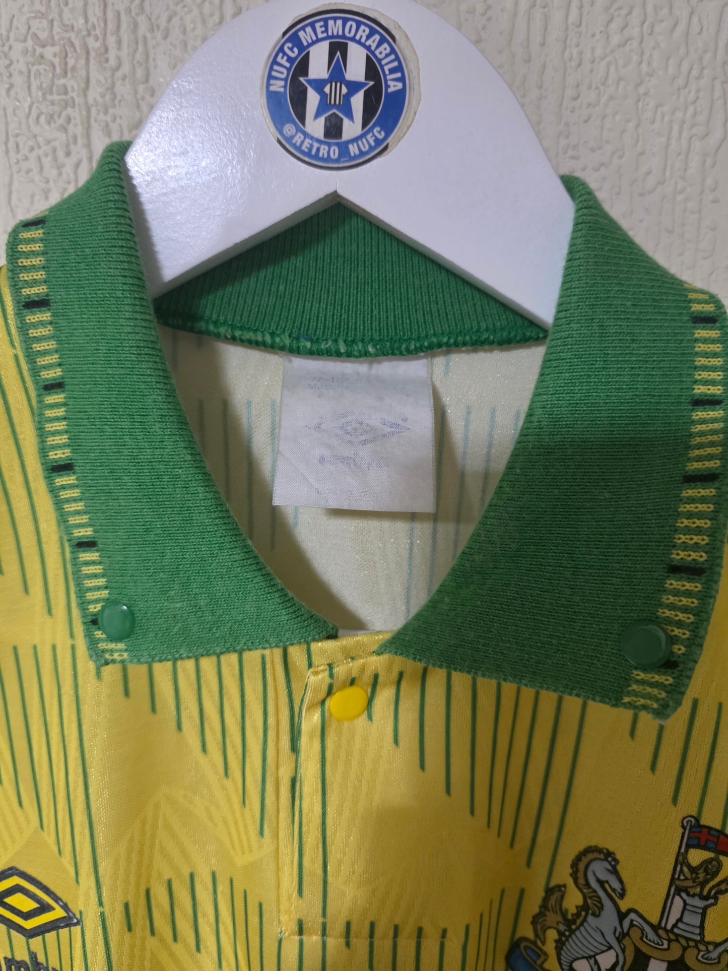 Newcastle United 1990/93 Umbro Away Shirt