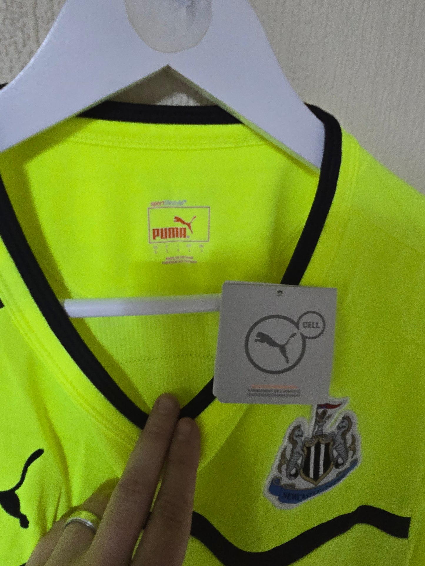 Newcastle United 2012/13 training shirt - BNWT - Large