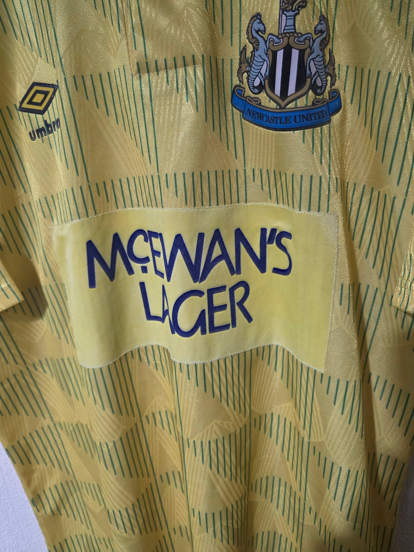 Newcastle United 1990/93 Umbro Away Shirt